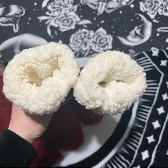 Knit Winter Gear, OS - Picture 4 of 6